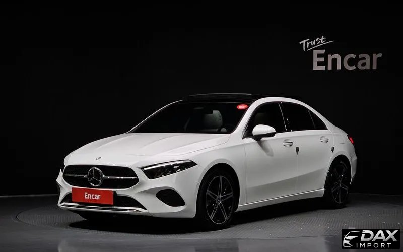 Mercedes-Benz A-Class A220 Sedan Online Special