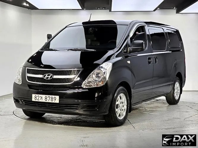 Hyundai Starex 3-Seater VAN