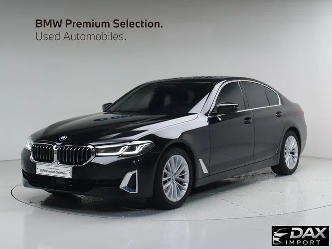 BMW 5-Series 520i Luxury
