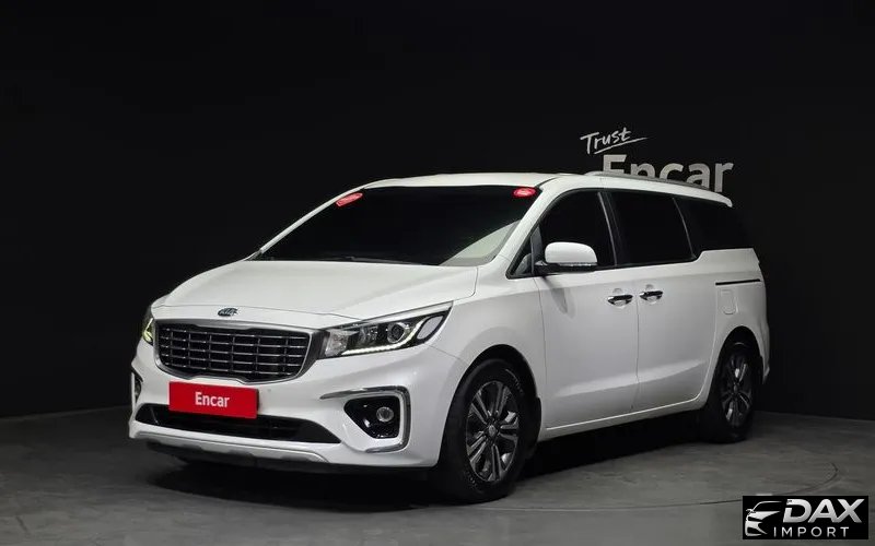 Kia Canival 9-Seater Luxury