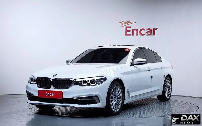 BMW 5-Series 520i Luxury