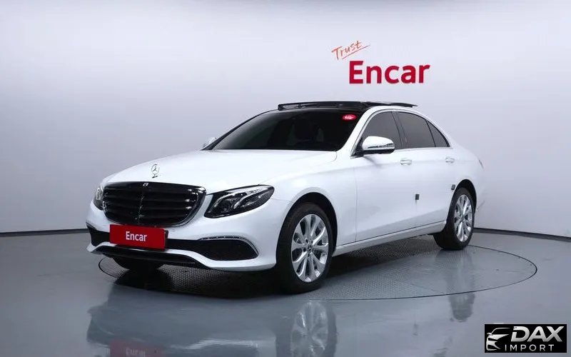 Mercedes-Benz E-Class E300 4MATIC Exclusive