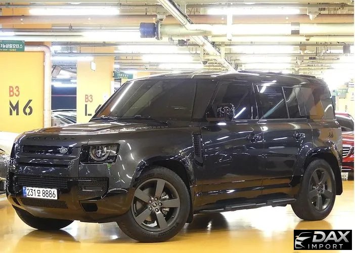 Land Rover Defender 110 P300 X-Dynamic SE