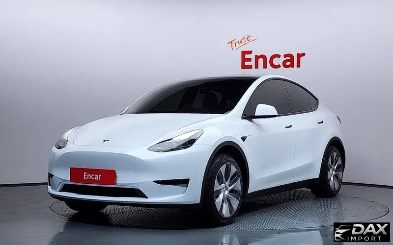 Tesla Model Y RWD
