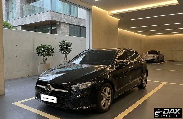 Mercedes-Benz A-Class A220 Hatchback