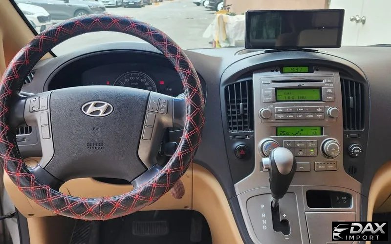 Hyundai Starex 11-Seater Wagon HVX