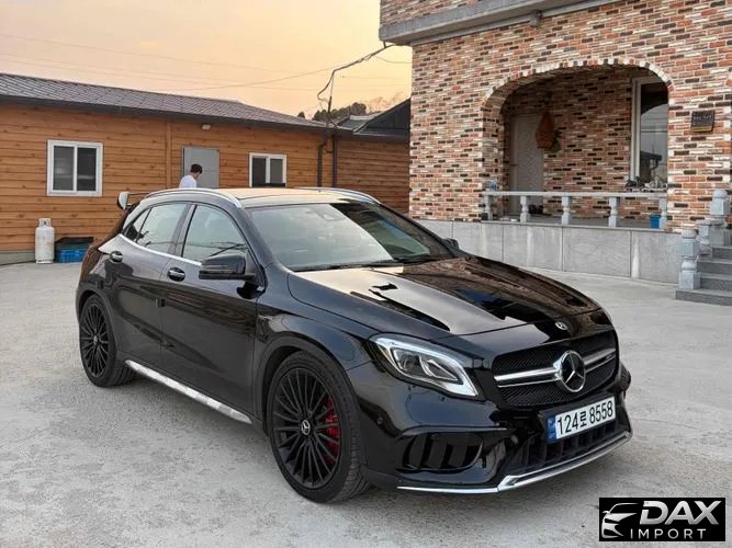 Mercedes-Benz GLA-Class GLA45 AMG 4MATIC