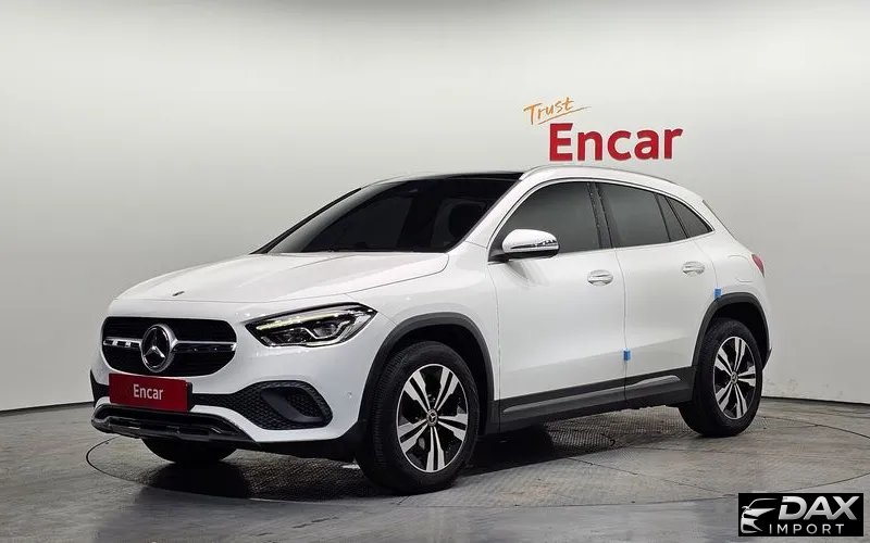 Mercedes-Benz GLA-Class GLA220