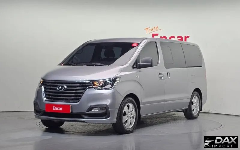 Hyundai Starex Wagon 12-Seater