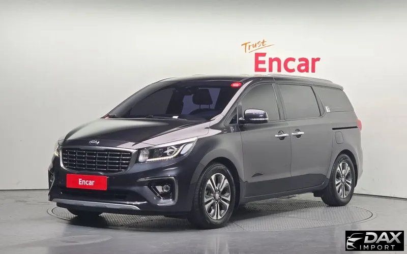 Kia Canival 9-Seater Luxury