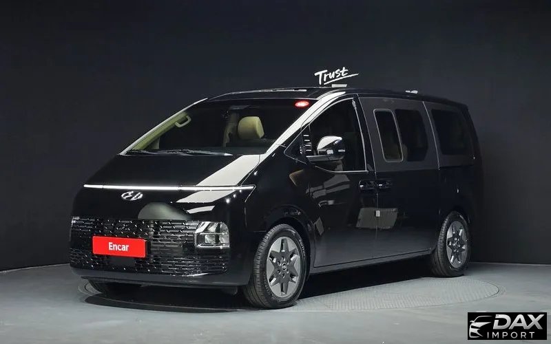 Hyundai Staria Tourer 9-Seater