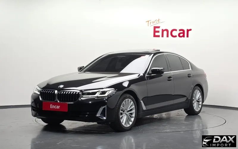 BMW 5-Series 530i xDrive Luxury