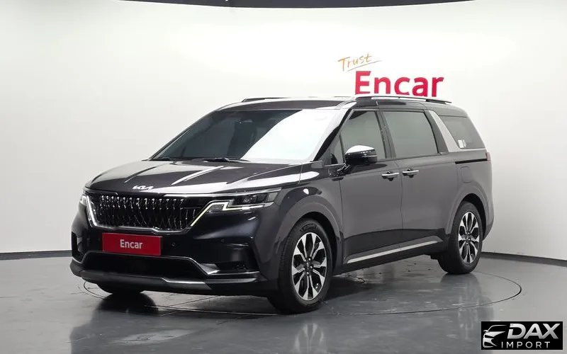 Kia Canival 7-Seater Outdoor