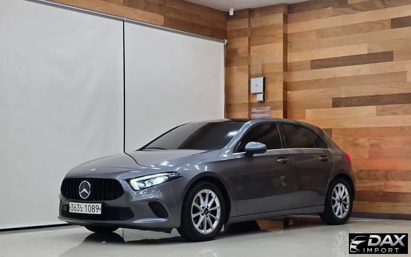 Mercedes-Benz A-Class A220 Hatchback