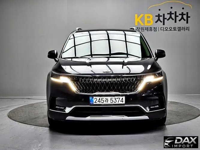 Kia Canival 9-Seater Signature
