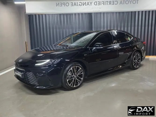 Toyota Camry 2.5 XLE Hybrid