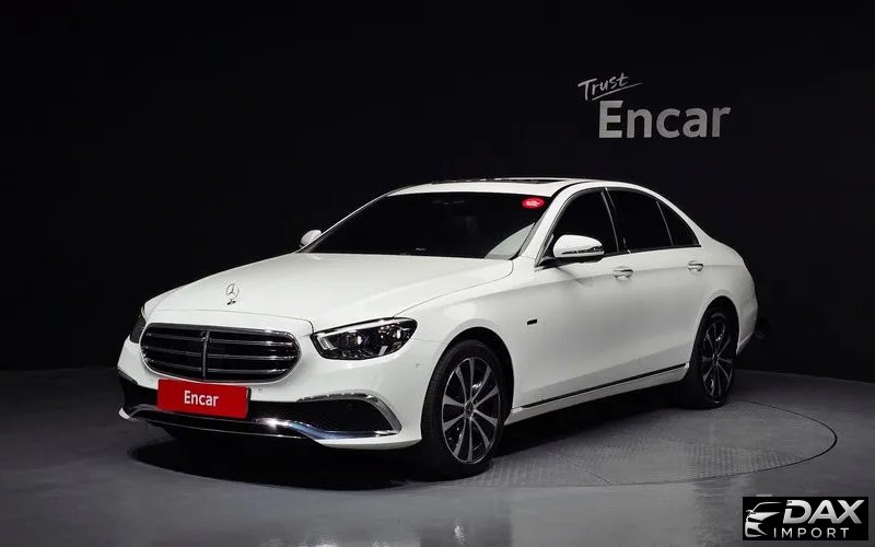 Mercedes-Benz E-Class E300e 4MATIC Exclusive
