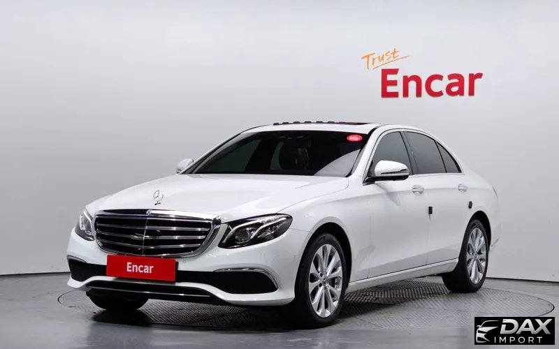 Mercedes-Benz E-Class E300 4MATIC Exclusive