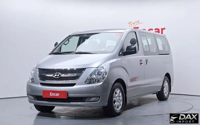 Hyundai Starex 12-Seater Wagon