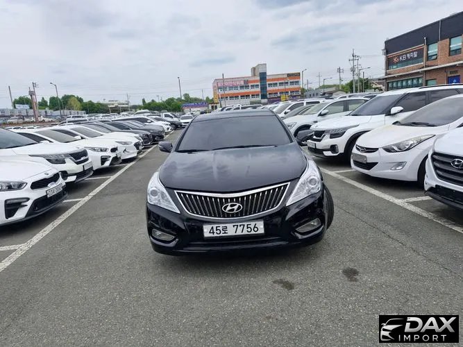 Hyundai Grandeur HG240 Modern