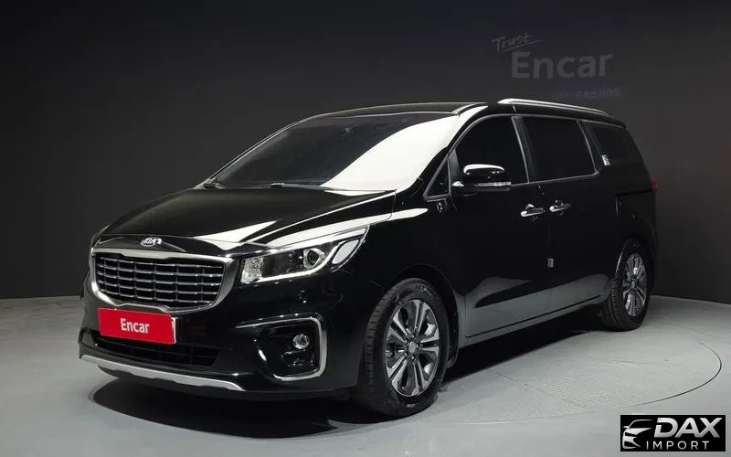 Kia Canival 9-Seater Luxury