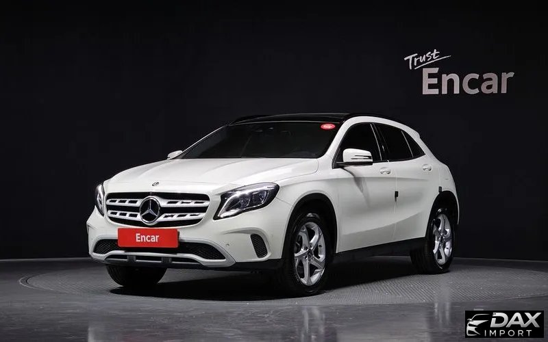 Mercedes-Benz GLA-Class GLA220