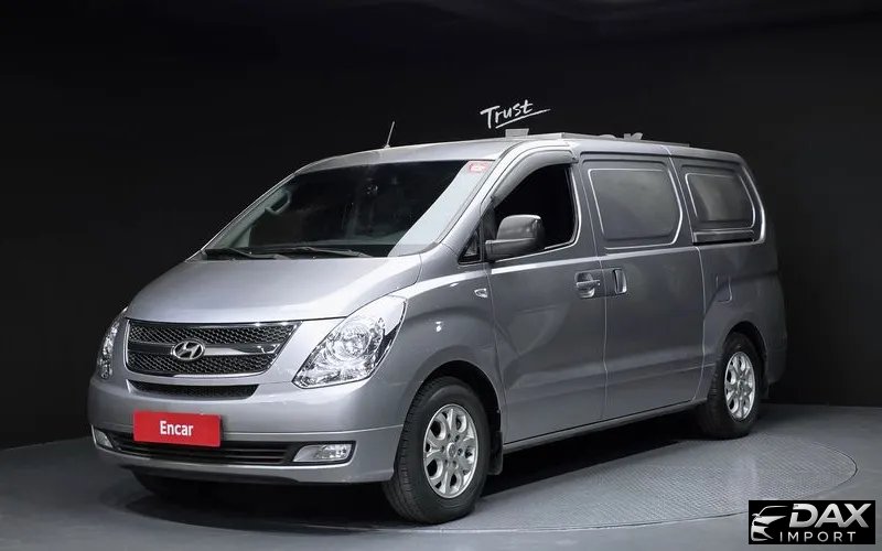 Hyundai Starex 3-Seater VAN