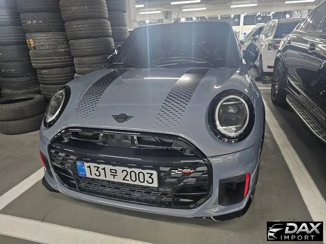 Mini Cooper Convertible JCW