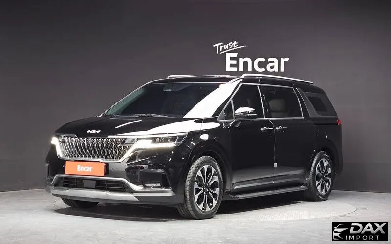 Kia Canival Gasoline 7-Seater Signature