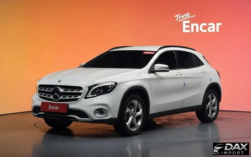 Mercedes-Benz GLA-Class GLA220
