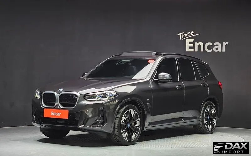 BMW iX3 M Sports