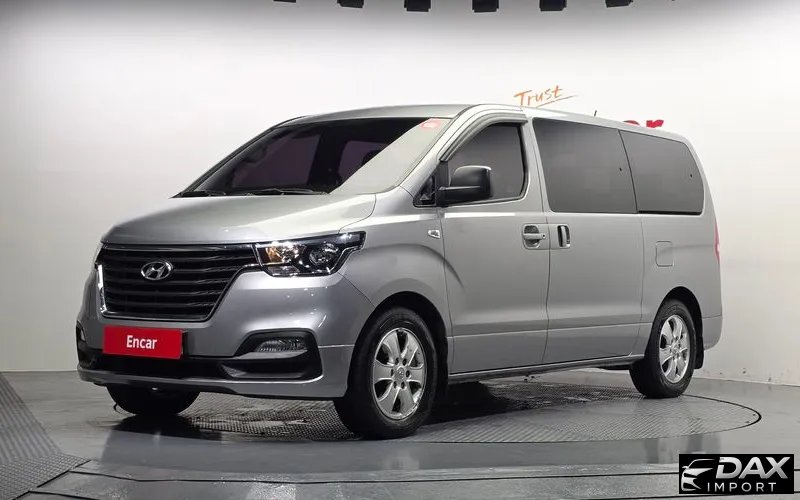 Hyundai Starex Wagon 12-Seater