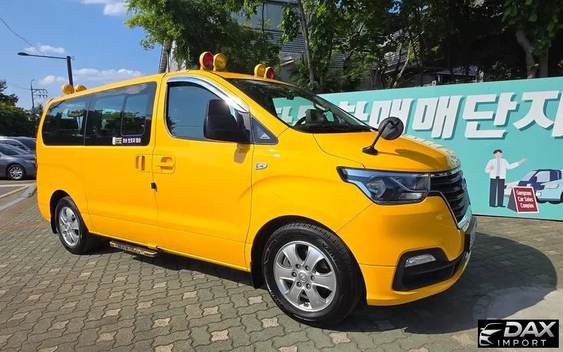 Hyundai Starex School Bus