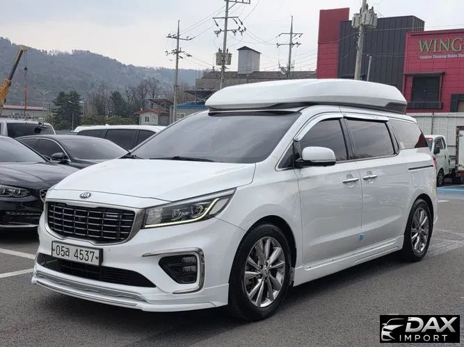 Kia Canival 9-Seater Hi-Limousine