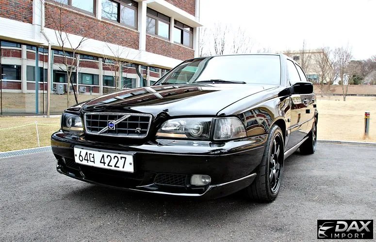 Volvo S70 R