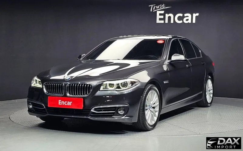 BMW 5-Series 528i Luxury