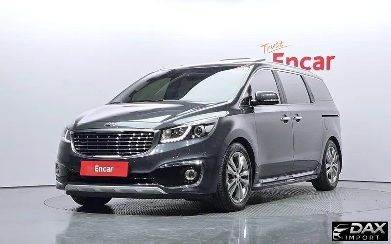 Kia Canival 7-seater Limousine