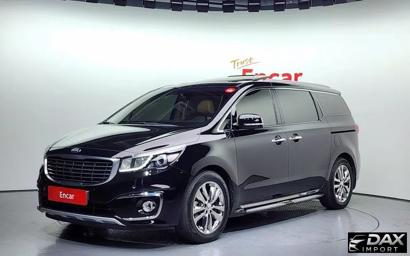 Kia Canival 7-seater Limousine
