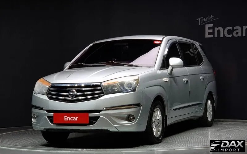 KG_Mobility_Ssangyong KORANDO 2WD LT 11-seater