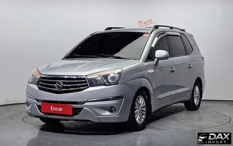 KG_Mobility_Ssangyong KORANDO 4WD LT 11-seater