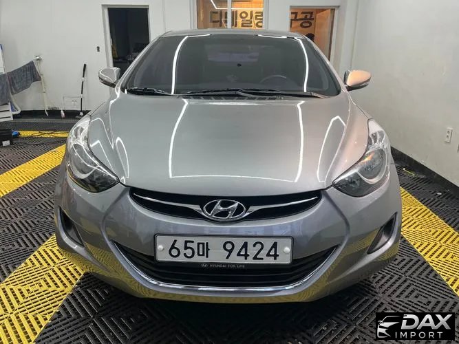 Hyundai AVANTE M16 GDI Deluxe