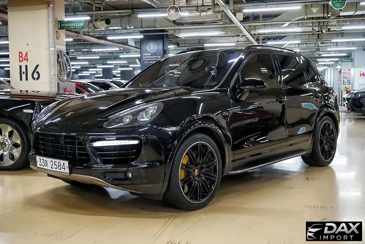 Porsche Cayenne 4.8 Turbo S