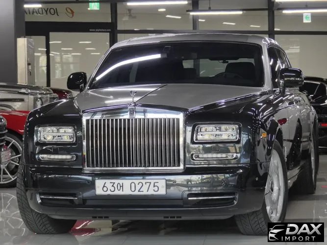 Rolls-Royce Phantom 6.7 EWB V12