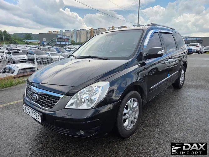 Kia Canival New Carnival Limousine GLX