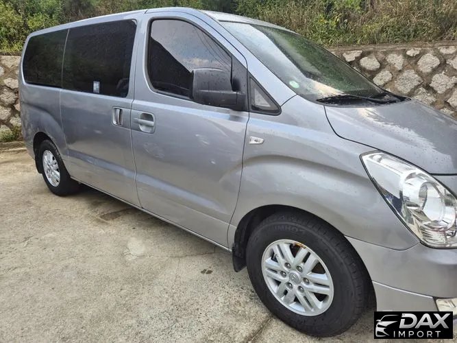 Hyundai Starex 3-Seater VAN