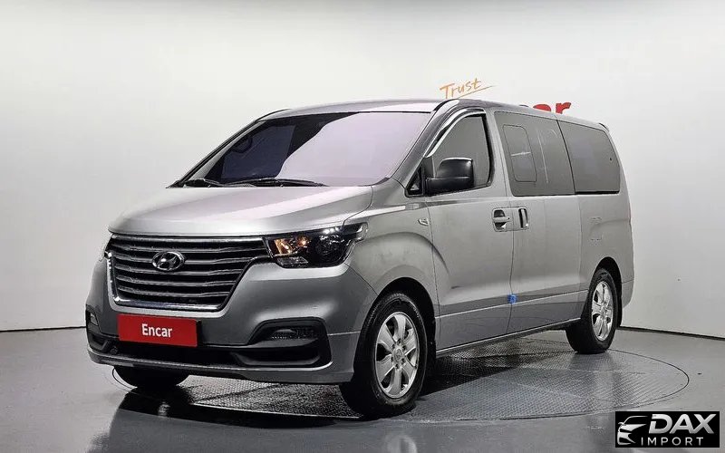 Hyundai Starex Wagon 12-Seater