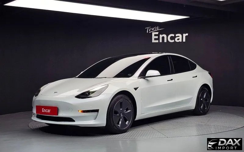 Tesla Model 3 RWD