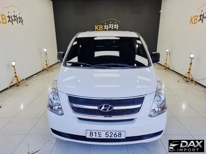 Hyundai Starex 3-Seater VAN