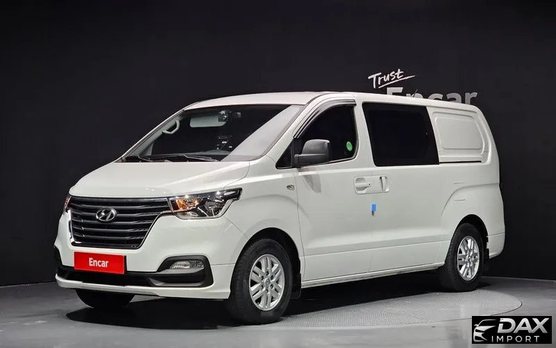 Hyundai Starex Van 5-Seater