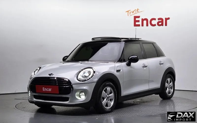 Mini Cooper 5Door Mid